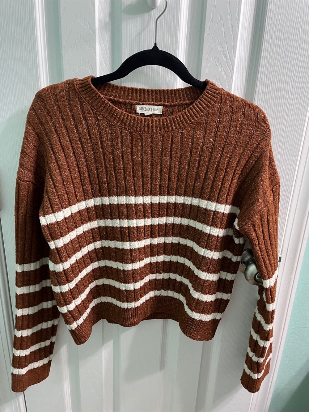 Everleigh Crewneck Sweater in Rust with White Stripes